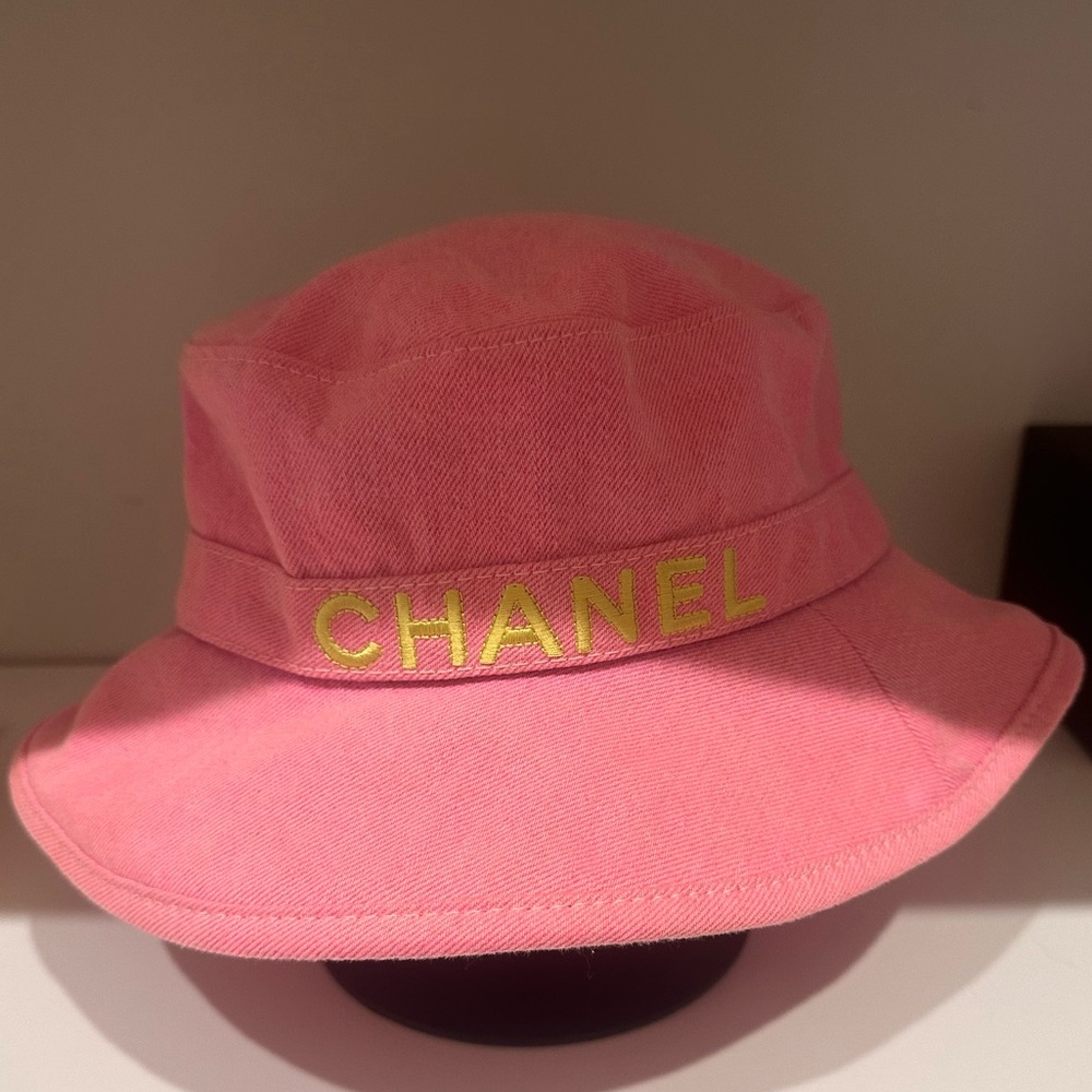 Chanel 21S Pink Yellow CC Logo Denim Cotton Cloche Sun Bucket Hat S Small. Used.
